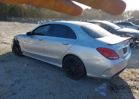 2015 Mercedes-Benz C 300 Sport 4Matic from USA, damaged, VIN 55SWF4KBXFU031683